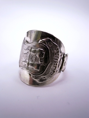 CALM DOWN Medal Ring 1