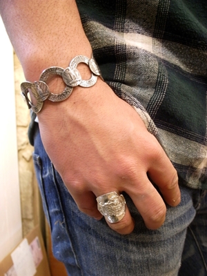 CALM DOWN Medal Ring 1