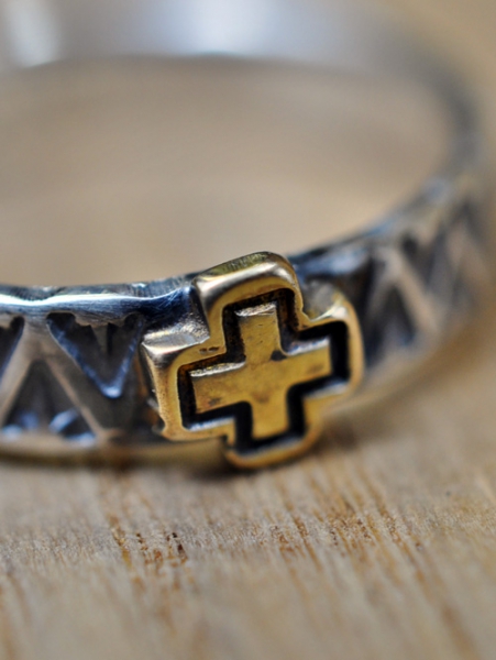 SUNSET&EAGLE CROSS RING