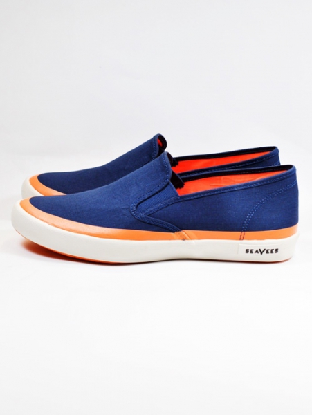 SEAVEES SLIP ON