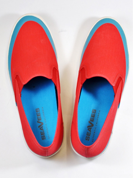 SEAVEES SLIP ON