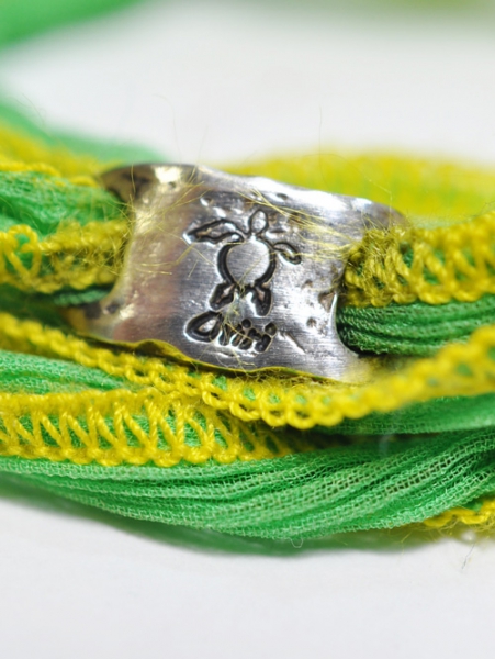 Ovili Fita ブレスレット