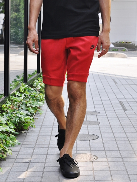 NIKE New Tech Fleece Shorts レッド杢