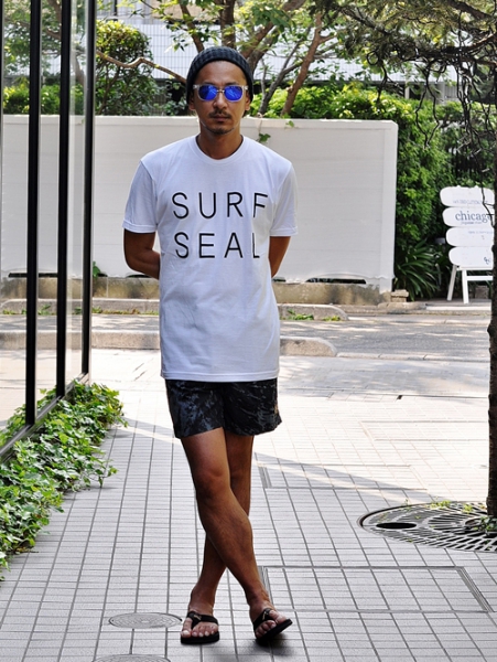 Coast Modern SURF SEAL Tee