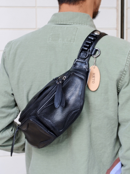 エトフ別注 KETO ALL BLACK FJ SMALL BAG