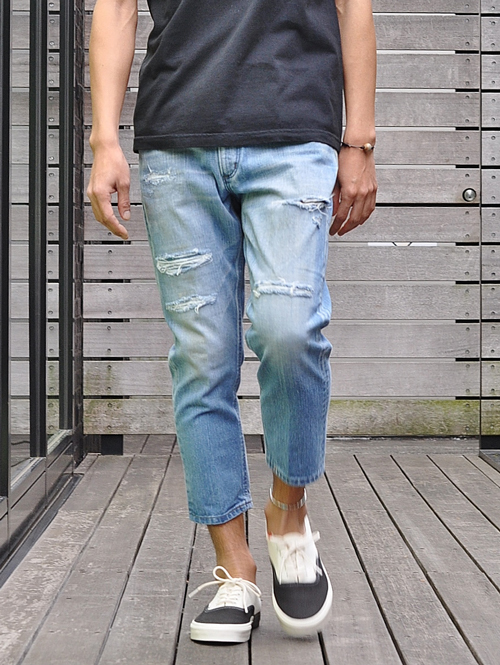 Wrangler クロップドダメージデニムパンツ