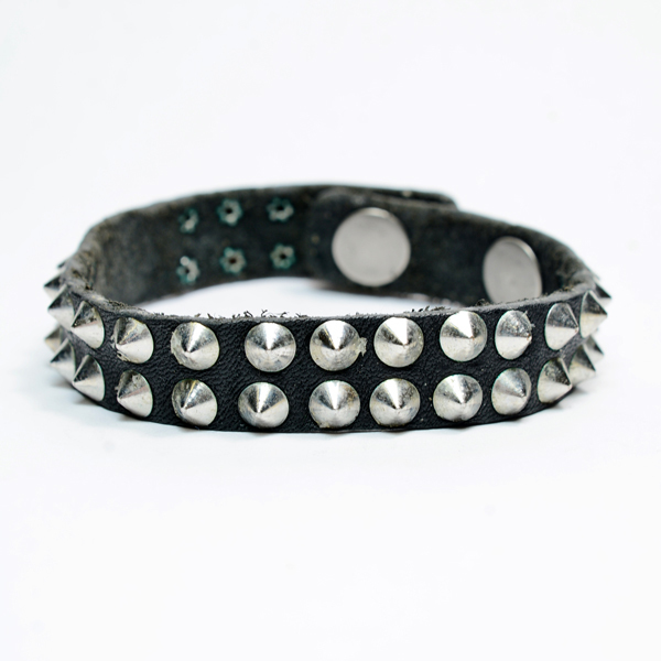 HTC ITALY STUDS BRACELET