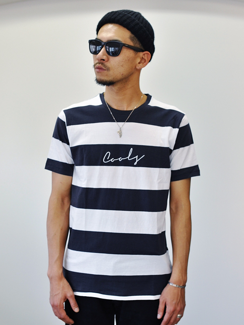 Barney Cools　Script Embo Tee Black Stripe