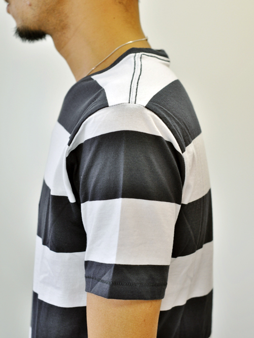 Barney Cools　Script Embo Tee Black Stripe