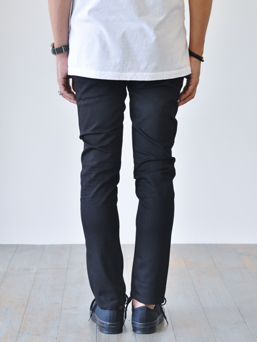 AGOLDE Blade Skinny Jean Black Raw ETOFFE