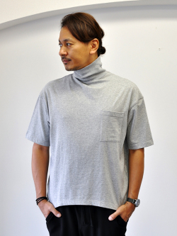 SUPER THANKS  ハイネック Tシャツ　GREY