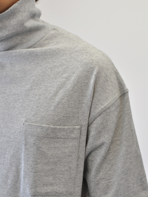 SUPER THANKS  ハイネック Tシャツ　GREY