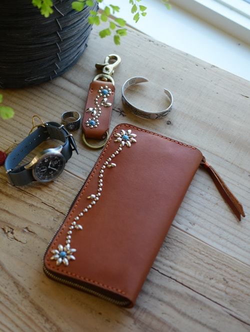 CROSSED ARROWS Studded LONG WALLET BROWN TYPE 2