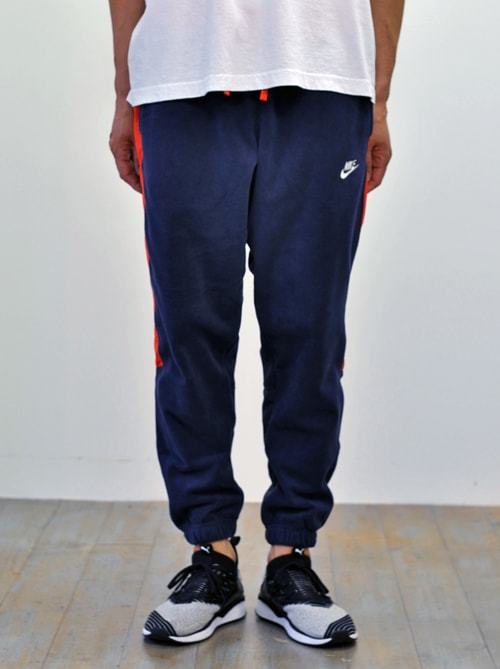 NIKE 限定 フリースパンツ