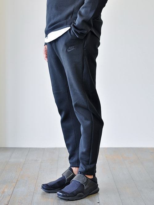 NIKE NEW テックフリースパンツ BLACK