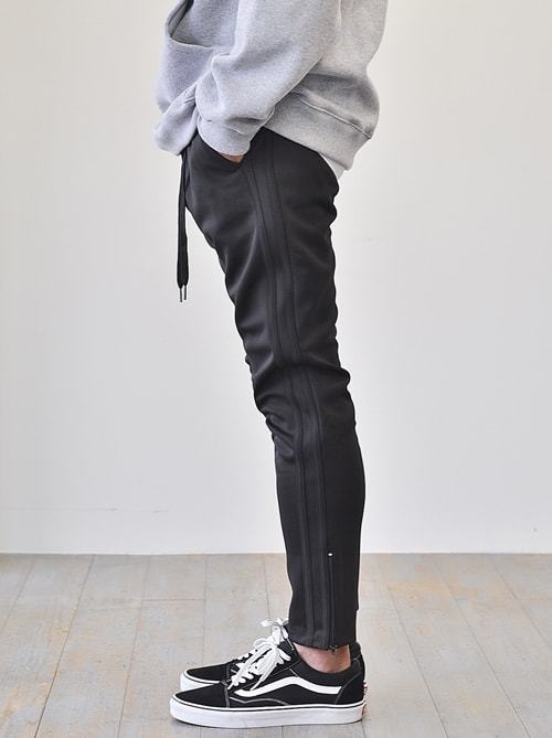 ETOFFE ORIGINAL ラインジャージ ジョガーパンツ ALL BLACK 再入荷
