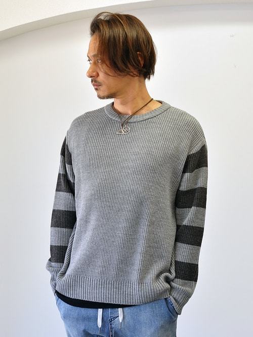 TURN ME ON 袖ボーダークルーネックニット GREY
