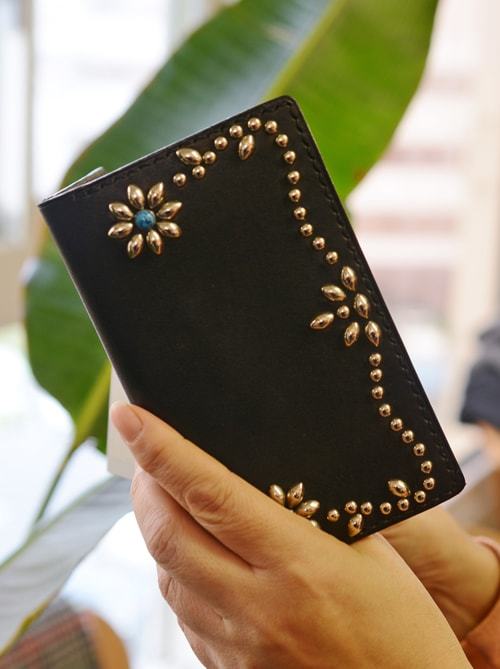 CROSSED ARROWS エトフ別注 iPhone X用 Case Cタイプ ターコイズスタッズ