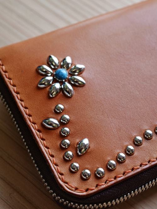 【オーダー生産　予約 】CROSSED ARROWS  Studded　LONG WALLET　Light Brown  TYPE 1