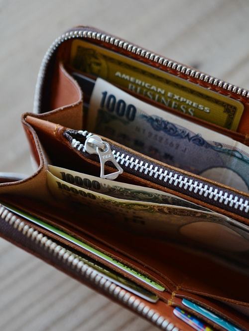 【オーダー生産　予約 】CROSSED ARROWS  Studded　LONG WALLET　Light Brown  TYPE 1
