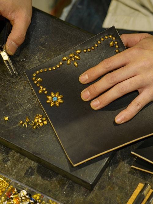 【オーダー生産　予約 】CROSSED ARROWS  Studded　LONG WALLET　Light Brown  TYPE 1