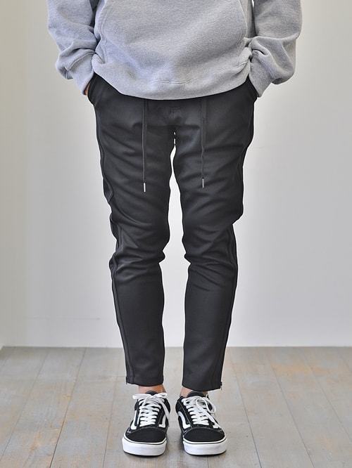 ETOFFE ORIGINAL ラインジャージ ジョガーパンツ ALL BLACK 再入荷 を