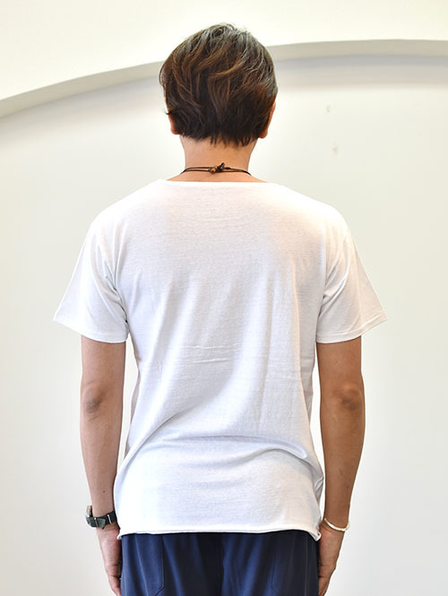 LIFE IS ... ラフネック　ポケットTシャツ　White