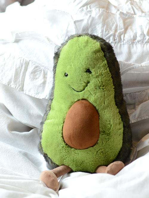 Jellycat Amuseable Avocado アボカドの縫いぐるみ Mサイズ