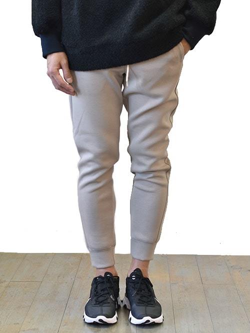 SERGEANT ダンボールニットジョグパンツ Beige