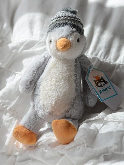 Jellycat Bashful Bobble Hat Penguin 