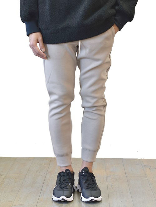 SERGEANT ダンボールニットジョグパンツ Beige