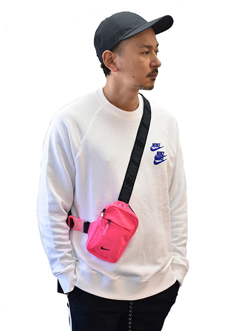 NIIKE SPORTWEAR エッセンシャル ヒップバッグ Pink