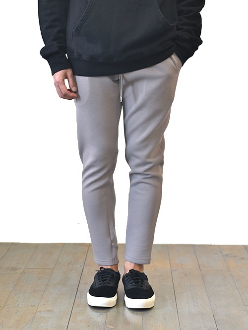 SERGENT NEW ダンボールニットジョガーパンツ Beige