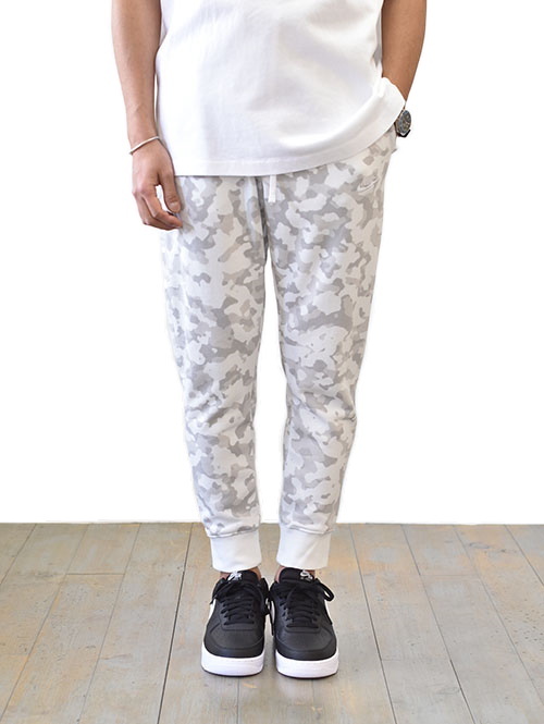 NIKE NSW FT クラブカモジョガーパンツ White Camo