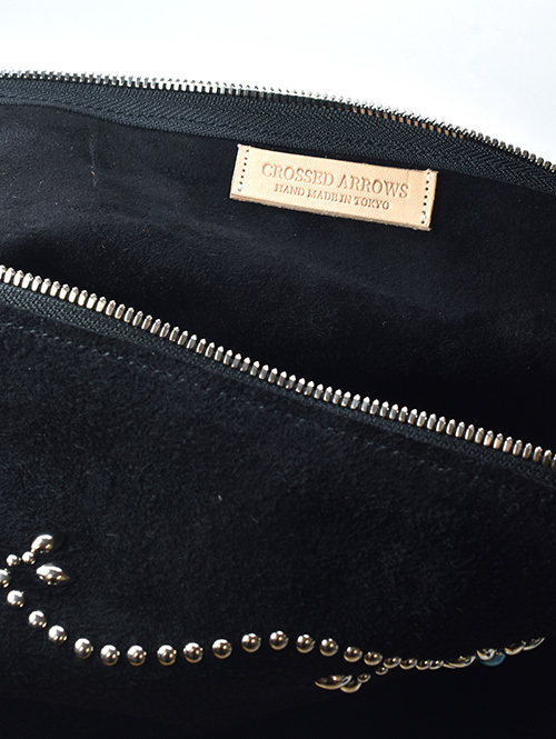 【オーダー生産 予約 】CROSSED ARROWS フラワースタッズ レザーショルダーバッグ BLACK