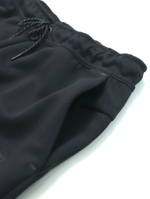 NIKE TECH FLEECE SHORT Black