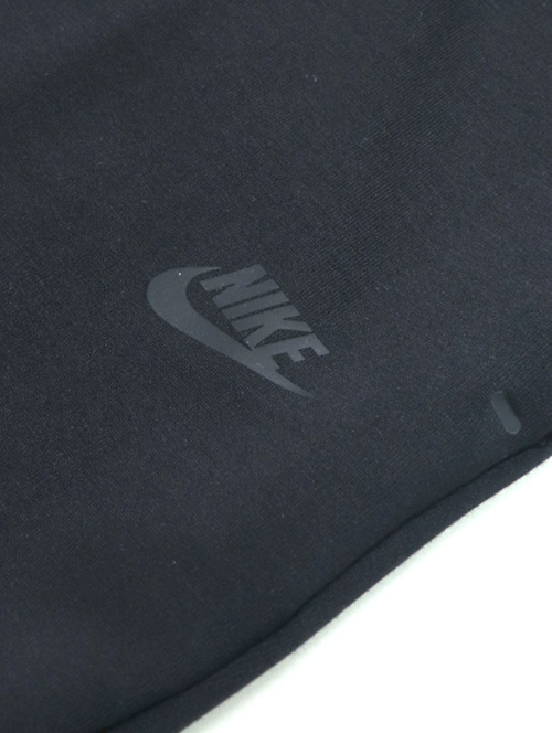 NIKE TECH FLEECE SHORT Black