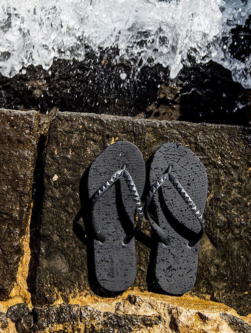 MEN'S CORE COLLECTION SLIPPERS (LAVA ROCK) BLACK