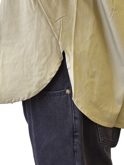 ONYRMRK Oversized Shirt - Light Olive