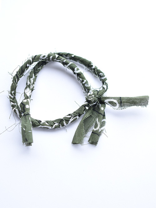 YOSHI Bracelets "Ellipse" BANDANA BRACELET (OLIVE)