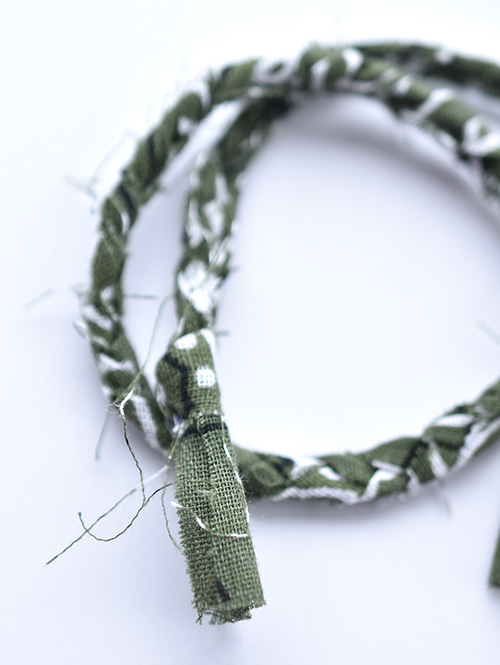 YOSHI Bracelets "Ellipse" BANDANA BRACELET (OLIVE)