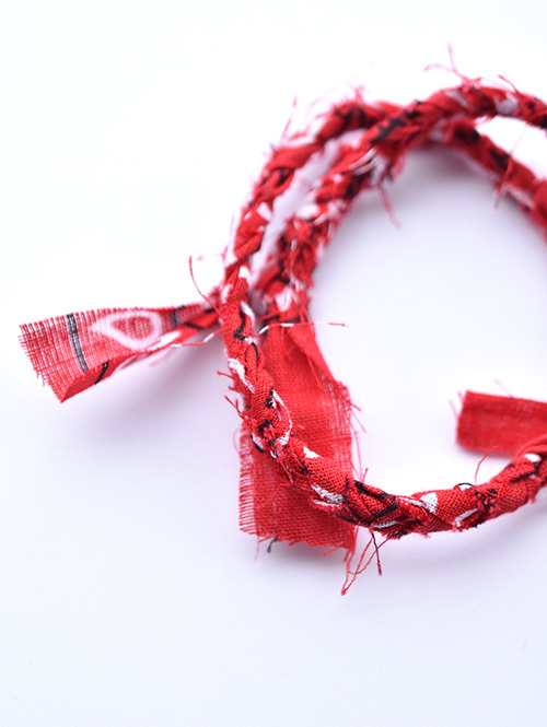 YOSHI Bracelets "Ellipse" BANDANA BRACELET (RED)