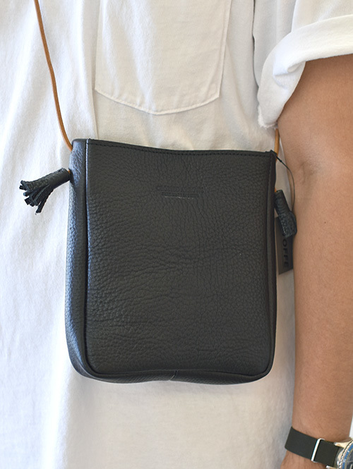 CROSSED ARROWS Leather Neck Bag BLACK 再入荷
