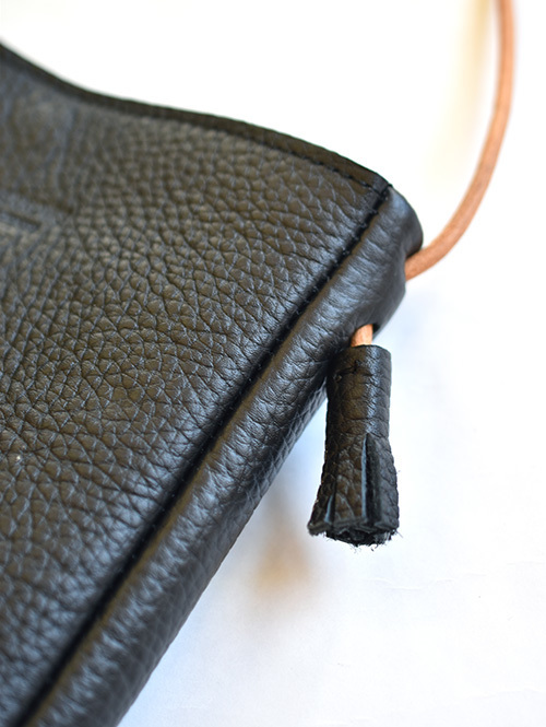 CROSSED ARROWS Leather Neck Bag BLACK 再入荷