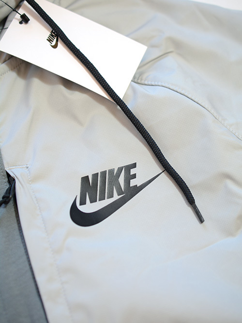 NIKE ウインターフリース ジップアップフーディジャケット Grey (DD4897-077)