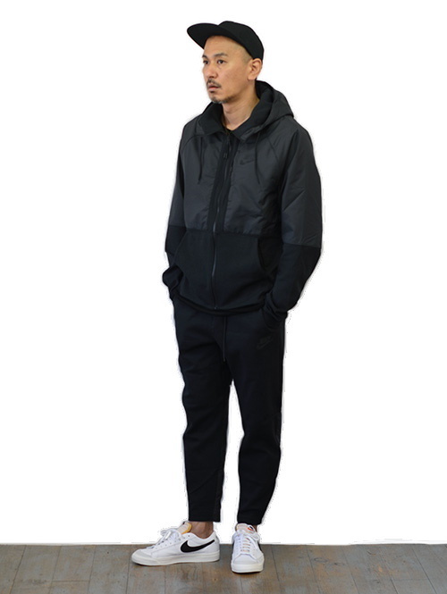 NIKE ウインターフリース ジップアップフーディジャケット Black (DD4897-010)