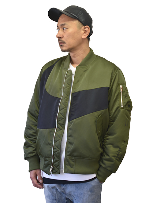 NIKE 限定 Swoosh Reversible Bomber Olive