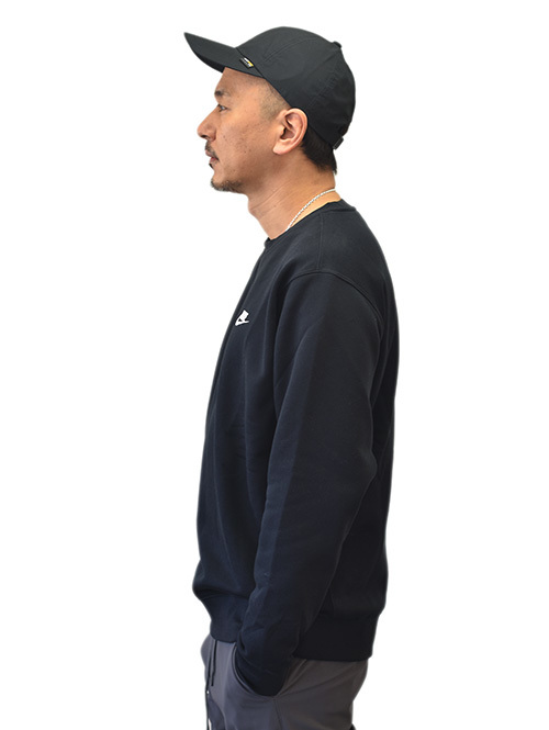 NIKE Essential Crewneck　Black