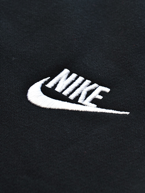 NIKE Essential Crewneck Black