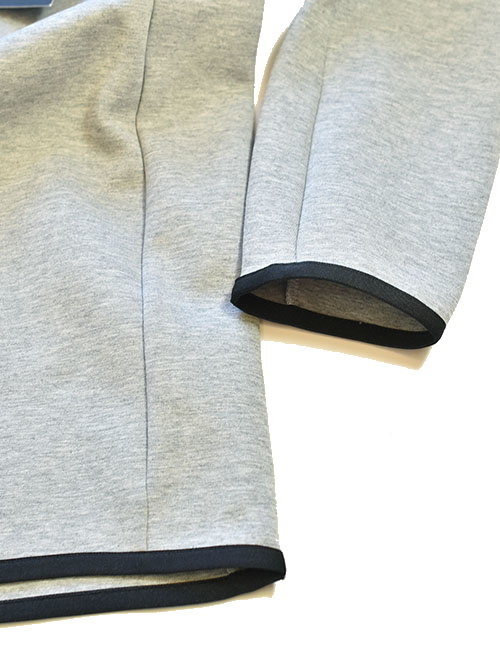 NIKE TECH FLEECE CREW　GREY　CU4506-063